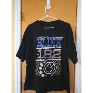 Blink 182 Band T-Shirt Licensed Merch Size 2LX